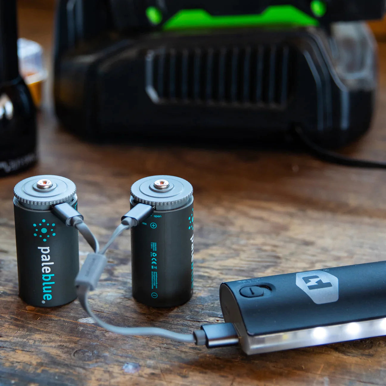 D USB-C Rechargeable Smart Batteries - (2-pack)